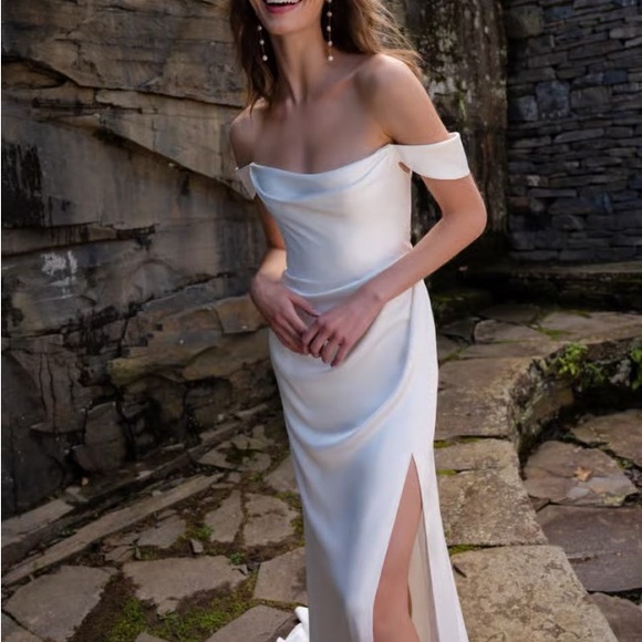 Wedding Dress: Jenny Yoo Viviana 123102B - Picture 5 of 6